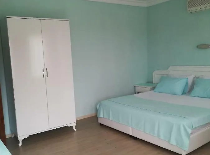 Turtle Apart Hotel apartamentowy Fethiye