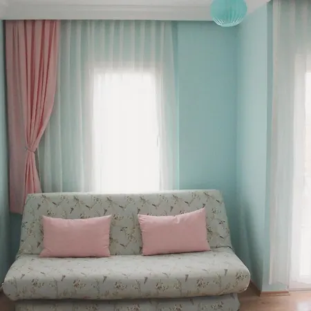 Hotel de apartamente Turtle Apart 2*